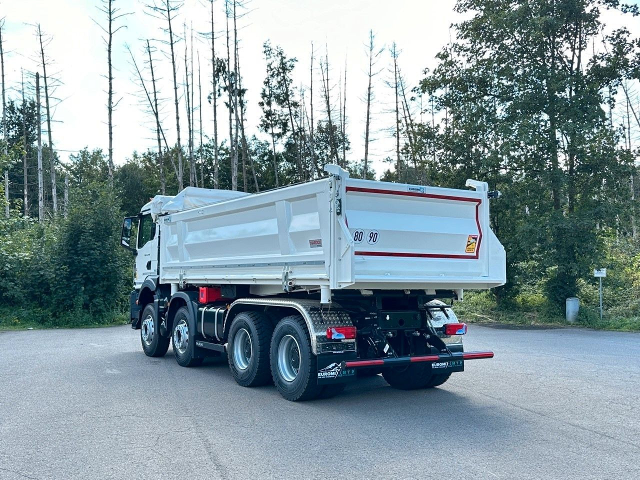 MAN TGS 41.440 8x4 EuromixMTP 3-Seiten-Kipper - Kipper vrachtwagen: afbeelding 4 MAN TGS 41.440 8x4 EuromixMTP 3-Seiten-Kipper - Kipper vrachtwagen: afbeelding 4