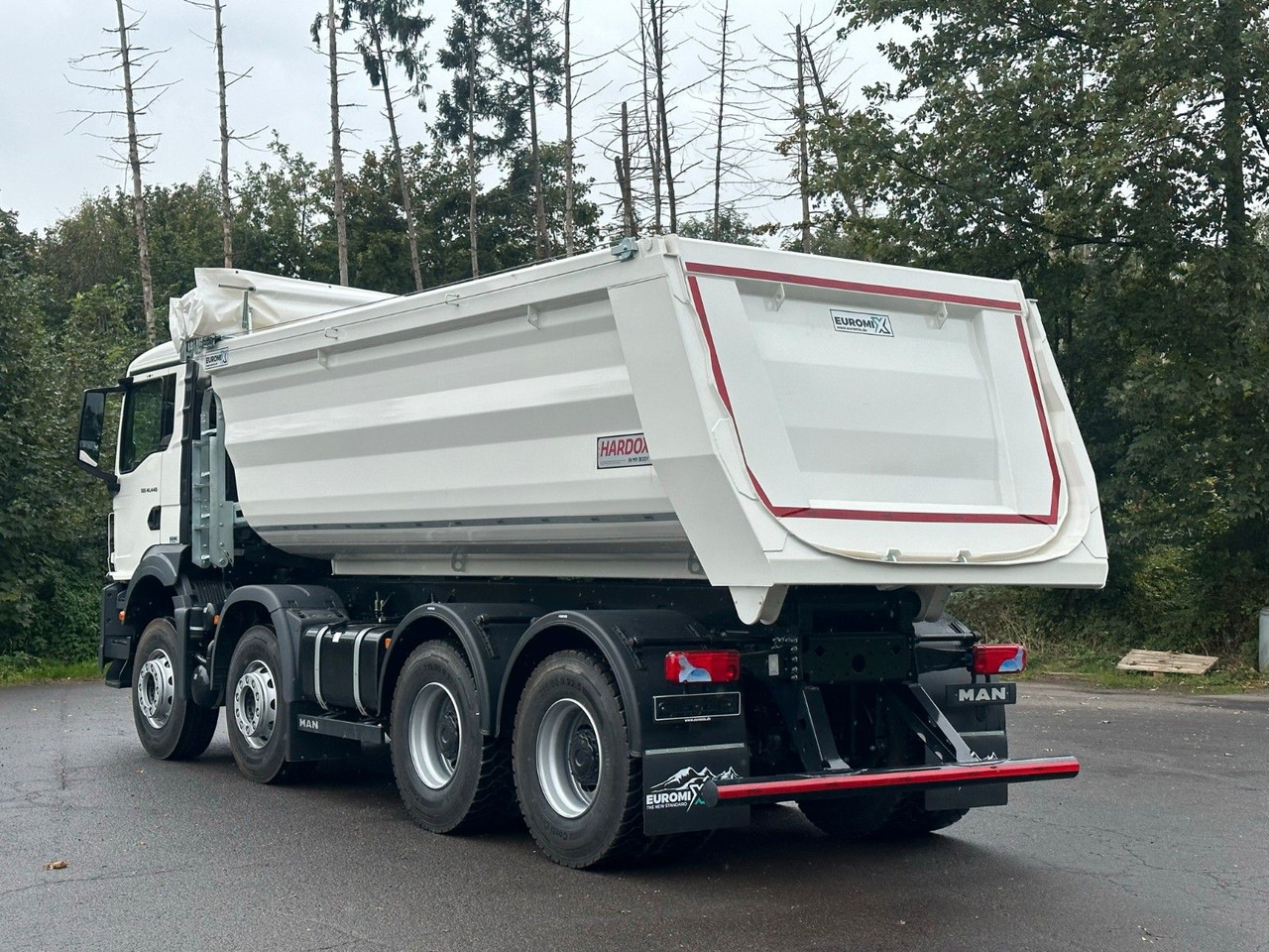 MAN TGS 41.440 BB 8X4 Euromix Mulden Kipper HARDOX - Kipper vrachtwagen: afbeelding 4 MAN TGS 41.440 BB 8X4 Euromix Mulden Kipper HARDOX - Kipper vrachtwagen: afbeelding 4