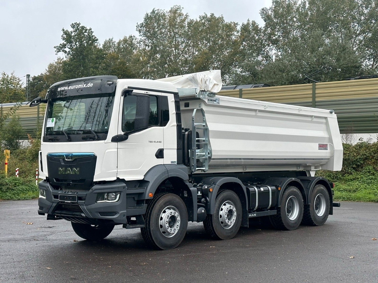 MAN TGS 41.440 BB 8X4 Euromix Mulden Kipper HARDOX - Kipper vrachtwagen: afbeelding 2 MAN TGS 41.440 BB 8X4 Euromix Mulden Kipper HARDOX - Kipper vrachtwagen: afbeelding 2