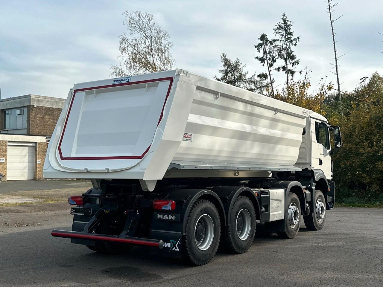 MAN TGS 41.480 BB 8X4 Euromix Mulden Kipper HARDOX - Kipper vrachtwagen: afbeelding 5 MAN TGS 41.480 BB 8X4 Euromix Mulden Kipper HARDOX - Kipper vrachtwagen: afbeelding 5