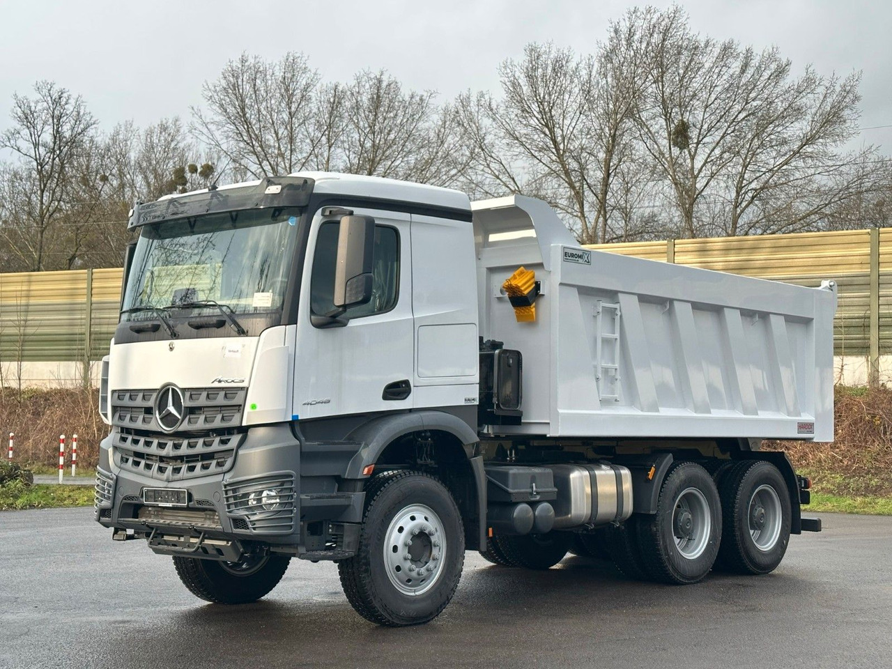 Mercedes-Benz 4048 6X4 Arcos 5 EuromixMTP Dumper Kipper - Kipper vrachtwagen: afbeelding 3 Mercedes-Benz 4048 6X4 Arcos 5 EuromixMTP Dumper Kipper - Kipper vrachtwagen: afbeelding 3