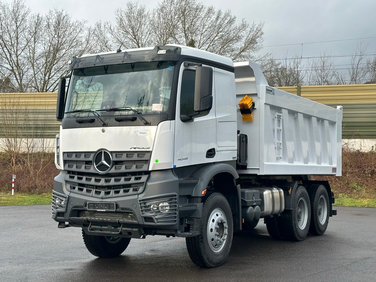Mercedes-Benz 4048 6X4 Arcos 5 EuromixMTP Dumper Kipper - Kipper vrachtwagen: afbeelding 2 Mercedes-Benz 4048 6X4 Arcos 5 EuromixMTP Dumper Kipper - Kipper vrachtwagen: afbeelding 2