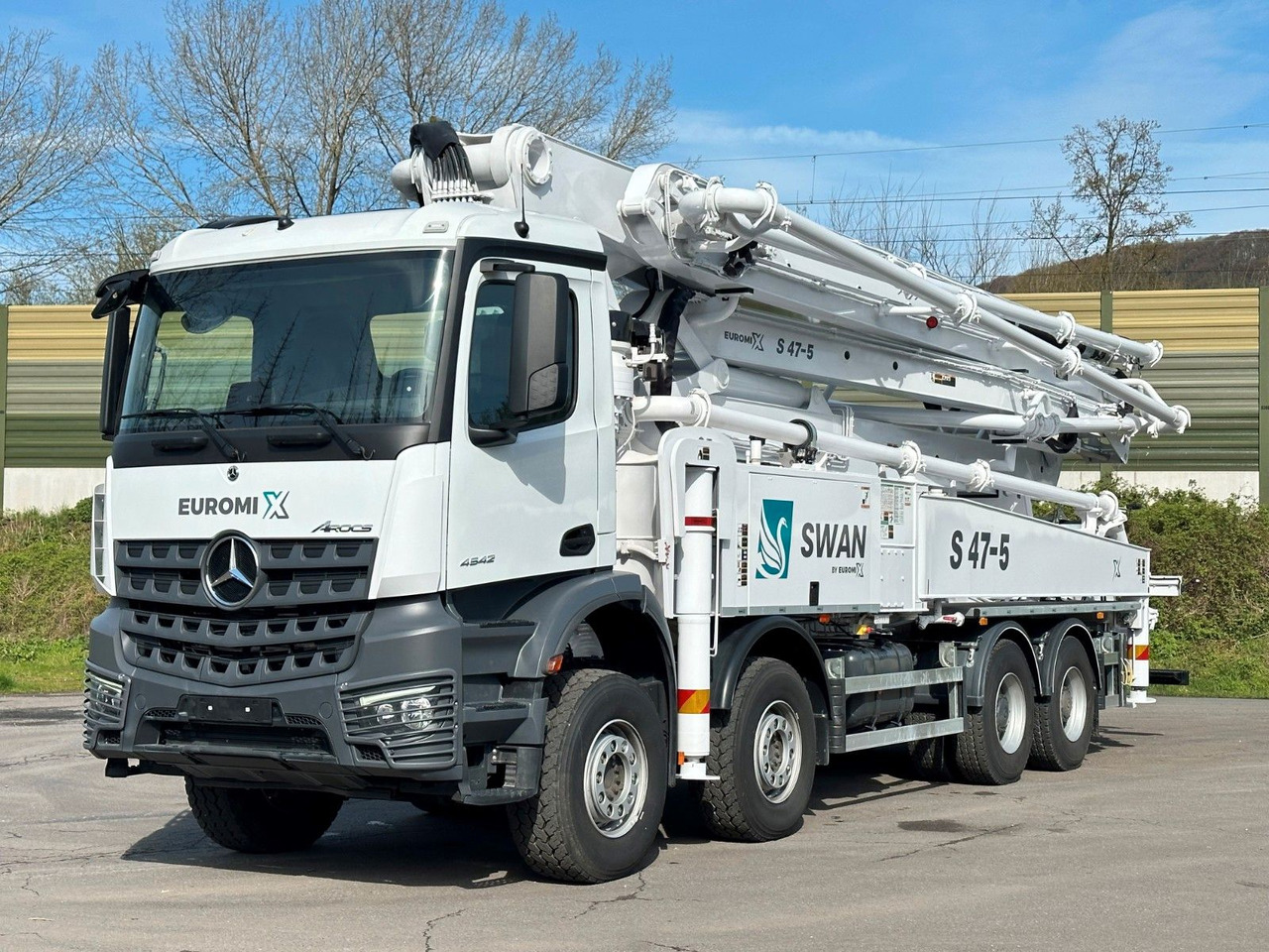 Mercedes-Benz Arocs 5 4542 8x4 SWAN TSP 47-5 160RZ ( 47m ) - Betonmixer: afbeelding 1 Mercedes-Benz Arocs 5 4542 8x4 SWAN TSP 47-5 160RZ ( 47m ) - Betonmixer: afbeelding 1