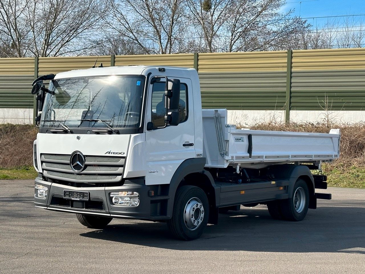 Mercedes-Benz Atego 1224 K EuromixMTP 3-Seiten-Kipper - Kipper vrachtwagen: afbeelding 2 Mercedes-Benz Atego 1224 K EuromixMTP 3-Seiten-Kipper - Kipper vrachtwagen: afbeelding 2