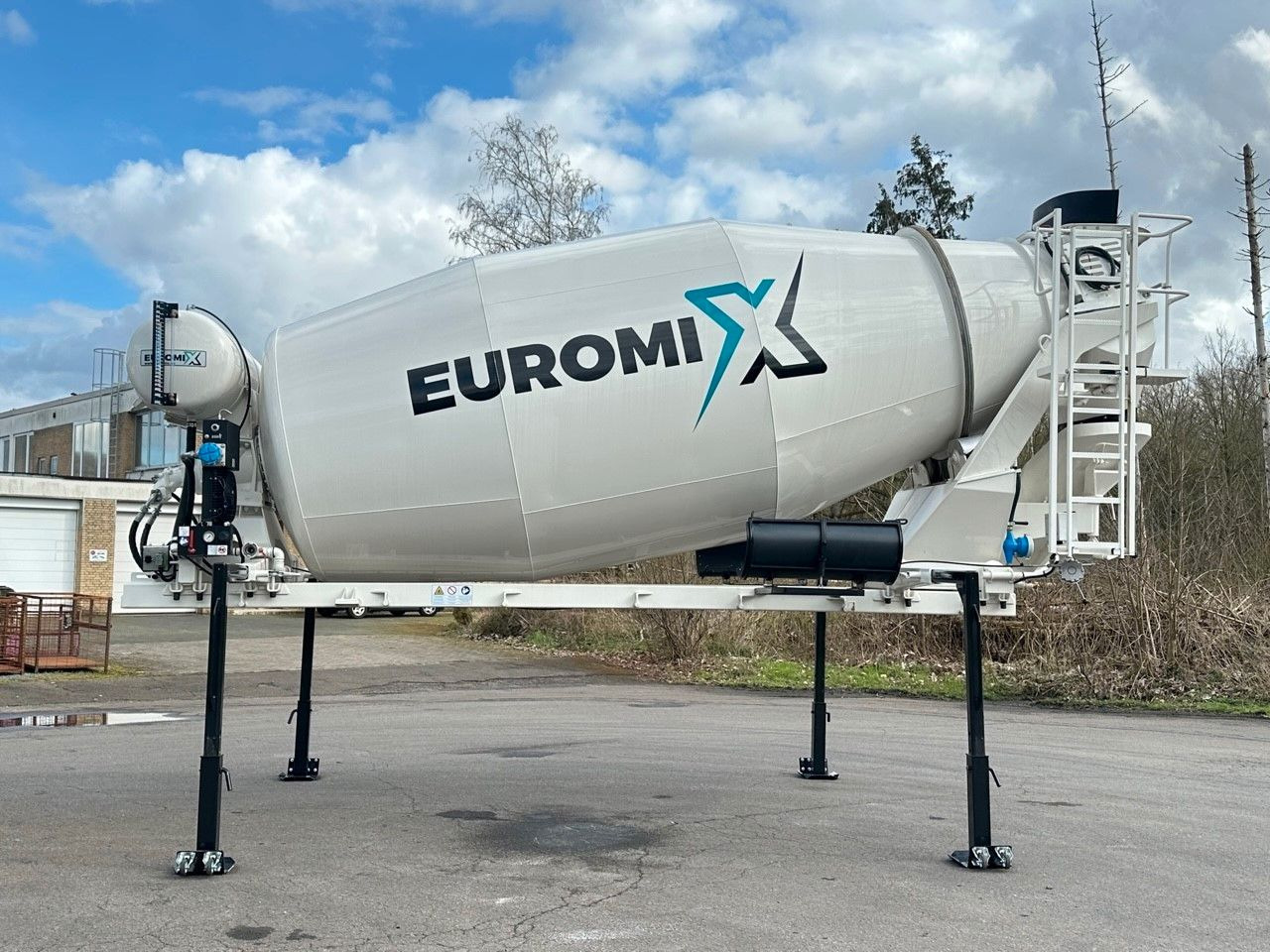 Scania EuromixMTP Fahrmischer Aufbauten Scania EuromixMTP Fahrmischer Aufbauten - Betonmixer: afbeelding 1 Scania EuromixMTP Fahrmischer Aufbauten Scania EuromixMTP Fahrmischer Aufbauten - Betonmixer: afbeelding 1
