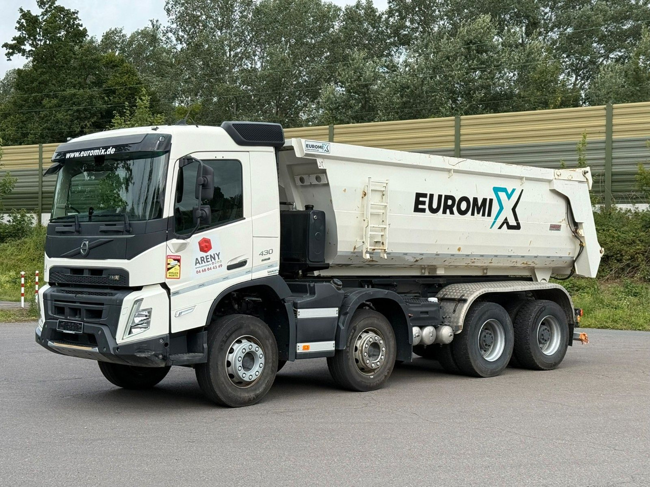 Volvo FMX 430 8X4 EuromixMTP 16m³ Hydraulische Klappe - Kipper vrachtwagen: afbeelding 1 Volvo FMX 430 8X4 EuromixMTP 16m³ Hydraulische Klappe - Kipper vrachtwagen: afbeelding 1