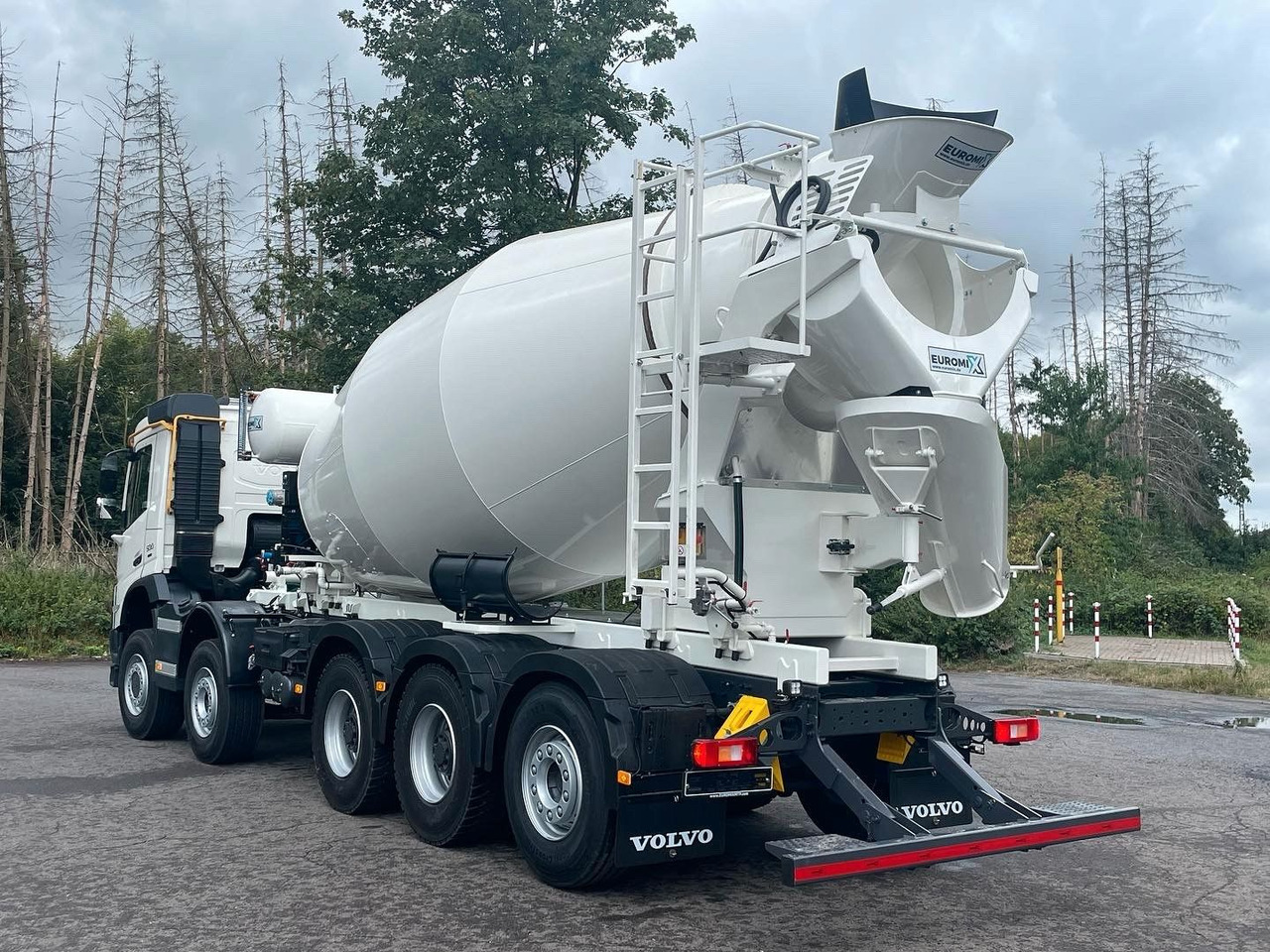 Volvo FMX 500 10x4 / Euromix MTP EM 12 R Euro 6e - Betonmixer: afbeelding 4 Volvo FMX 500 10x4 / Euromix MTP EM 12 R Euro 6e - Betonmixer: afbeelding 4