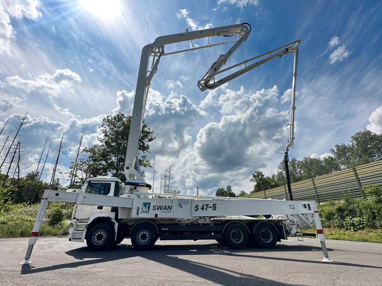 Volvo FMX 500 8x4 SWAN 47m Betonpumpe EuromixMTP - Betonpomp: afbeelding 5 Volvo FMX 500 8x4 SWAN 47m Betonpumpe EuromixMTP - Betonpomp: afbeelding 5