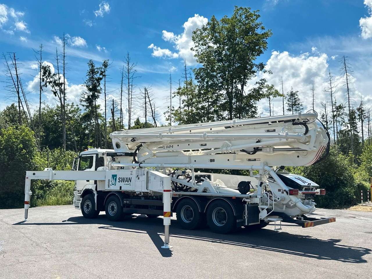 Volvo FMX 500 8x4 SWAN 47m Betonpumpe EuromixMTP - Betonpomp: afbeelding 2 Volvo FMX 500 8x4 SWAN 47m Betonpumpe EuromixMTP - Betonpomp: afbeelding 2