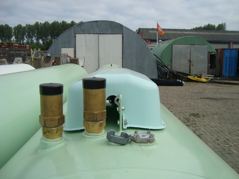 De Visser Propaan/Butaan LPG tank 9100 L gastank Propaan/Butaan LPG tank 9100 L (4,55 ton) Gastank Ø 1250 including tank fittings ID 11.10 L: 7790mm, 1350kg option of heating spiral - Brandstoftank voor Vrachtwagen: afbeelding 3 De Visser Propaan/Butaan LPG tank 9100 L gastank Propaan/Butaan LPG tank 9100 L (4,55 ton) Gastank Ø 1250 including tank fittings ID 11.10 L: 7790mm, 1350kg option of heating spiral - Brandstoftank voor Vrachtwagen: afbeelding 3