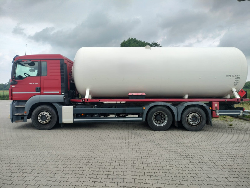 MAN TGS 26.400 6x2-4 LL 26900 Liter Gas tank truck ID 2.168 Rootselaar, flowmeter, pump - Tankwagen: afbeelding 4 MAN TGS 26.400 6x2-4 LL 26900 Liter Gas tank truck ID 2.168 Rootselaar, flowmeter, pump - Tankwagen: afbeelding 4
