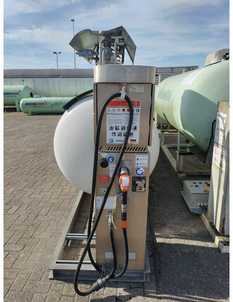 Used skid installation 6400 L (6.4 m3) different setups multiple pieces available for sale Gas, lpg, gpl, gaz, propane, butane propane refilling station is used to refill cylinders, suitable for limited land and space. - Opslagtank: afbeelding 2 Used skid installation 6400 L (6.4 m3) different setups multiple pieces available for sale Gas, lpg, gpl, gaz, propane, butane propane refilling station is used to refill cylinders, suitable for limited land and space. - Opslagtank: afbeelding 2