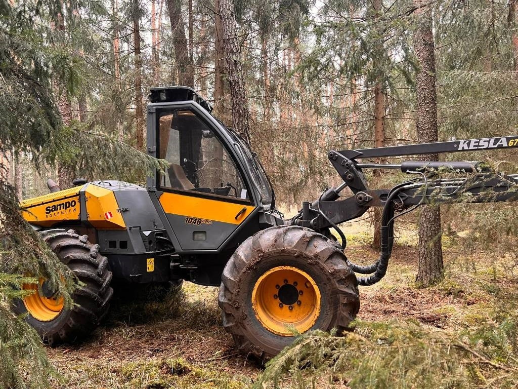 Sampo-Rosenlew 1046 Pro - Harvester: afbeelding 2 Sampo-Rosenlew 1046 Pro - Harvester: afbeelding 2