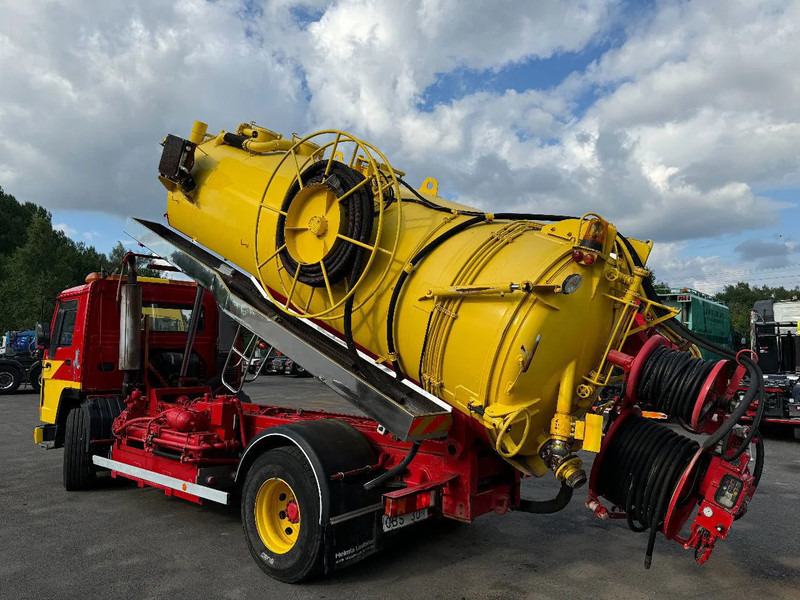 Volvo FL 10.320 12m3 Sludge / Vacuum & High Pressure-Truck, YM: 1990 - Vacuümwagen: afbeelding 4 Volvo FL 10.320 12m3 Sludge / Vacuum & High Pressure-Truck, YM: 1990 - Vacuümwagen: afbeelding 4