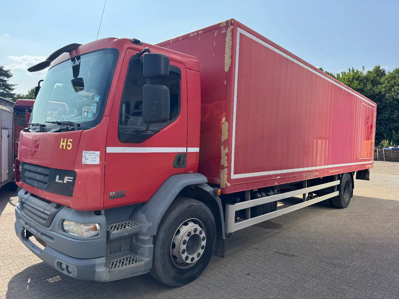 DAF LF 55.220 **MANUAL GEARBOX-EURO 4** - Bakwagen: afbeelding 1 DAF LF 55.220 **MANUAL GEARBOX-EURO 4** - Bakwagen: afbeelding 1