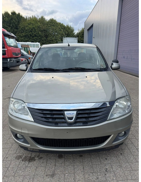 Dacia Logan **EURO 5-AIRCO** - Sedan: afbeelding 2 Dacia Logan **EURO 5-AIRCO** - Sedan: afbeelding 2