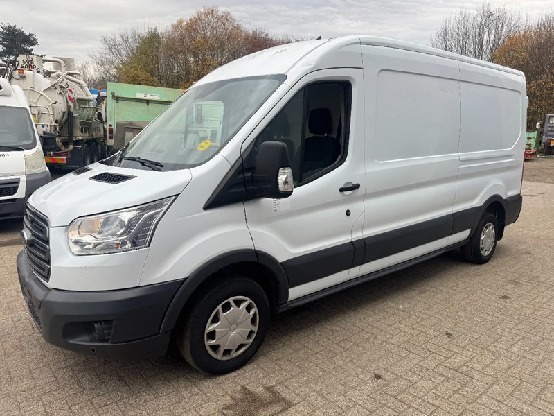Ford Transit **EURO6-AC-1995CC** - Kleine bestelwagen: afbeelding 1 Ford Transit **EURO6-AC-1995CC** - Kleine bestelwagen: afbeelding 1