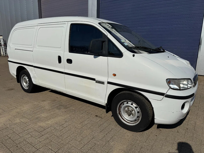 Hyundai H200 - Gesloten bestelwagen: afbeelding 3 Hyundai H200 - Gesloten bestelwagen: afbeelding 3