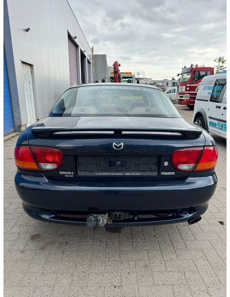 Mazda Xedos **XEDOS 6-2.0 V6-AC** - Sedan: afbeelding 5 Mazda Xedos **XEDOS 6-2.0 V6-AC** - Sedan: afbeelding 5