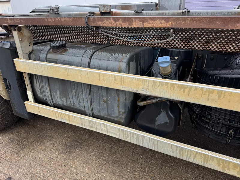 Mercedes-Benz Actros 3344 **BELGIAN TRUCK-3PED-BLUETEC 5-TOPSHAPE** - Haakarmsysteem vrachtwagen: afbeelding 5 Mercedes-Benz Actros 3344 **BELGIAN TRUCK-3PED-BLUETEC 5-TOPSHAPE** - Haakarmsysteem vrachtwagen: afbeelding 5