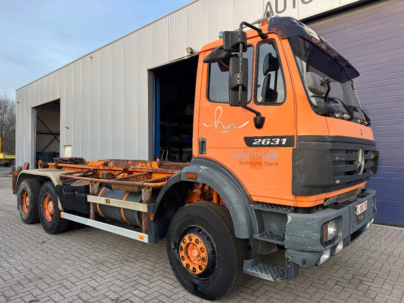Mercedes-Benz SK 2631 **MANUAL GEARBOX-V6-BELGIAN TRUCK** - Haakarmsysteem vrachtwagen: afbeelding 1 Mercedes-Benz SK 2631 **MANUAL GEARBOX-V6-BELGIAN TRUCK** - Haakarmsysteem vrachtwagen: afbeelding 1