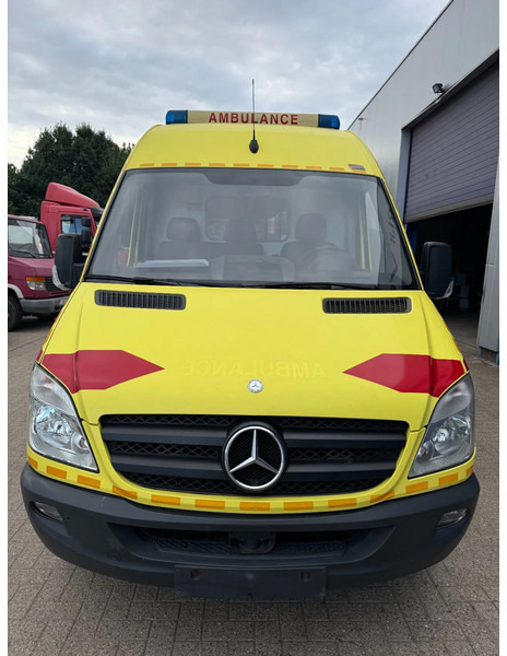 Mercedes-Benz Sprinter 316 **AMBULANCE-EURO 5-AIRCO** - Ambulance: afbeelding 2 Mercedes-Benz Sprinter 316 **AMBULANCE-EURO 5-AIRCO** - Ambulance: afbeelding 2
