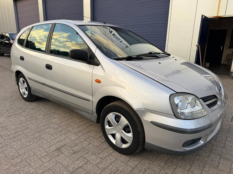 Nissan Almera Tino **PETROL-AIRCO-BELGIAN CAR** - Sedan: afbeelding 3 Nissan Almera Tino **PETROL-AIRCO-BELGIAN CAR** - Sedan: afbeelding 3