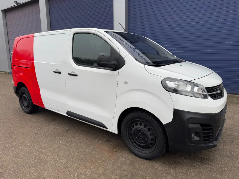 Opel Vivaro **1997CC-90Kw** - Kleine bestelwagen: afbeelding 3 Opel Vivaro **1997CC-90Kw** - Kleine bestelwagen: afbeelding 3