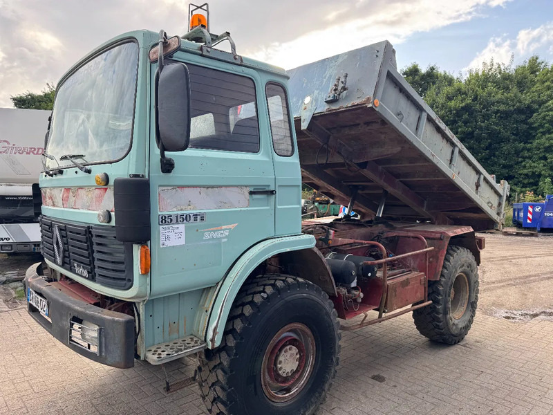 Renault Midliner **85-150 4X4-DUMPTRUCK-BENNE** - Kipper vrachtwagen: afbeelding 2 Renault Midliner **85-150 4X4-DUMPTRUCK-BENNE** - Kipper vrachtwagen: afbeelding 2