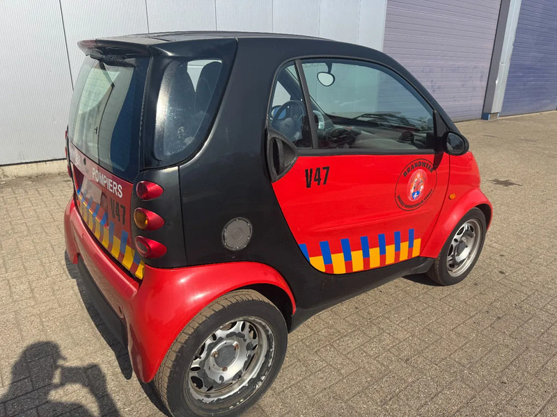 Smart Fortwo **AIRCO-CLIME-AUTOMATIC** - Personenwagen: afbeelding 4 Smart Fortwo **AIRCO-CLIME-AUTOMATIC** - Personenwagen: afbeelding 4