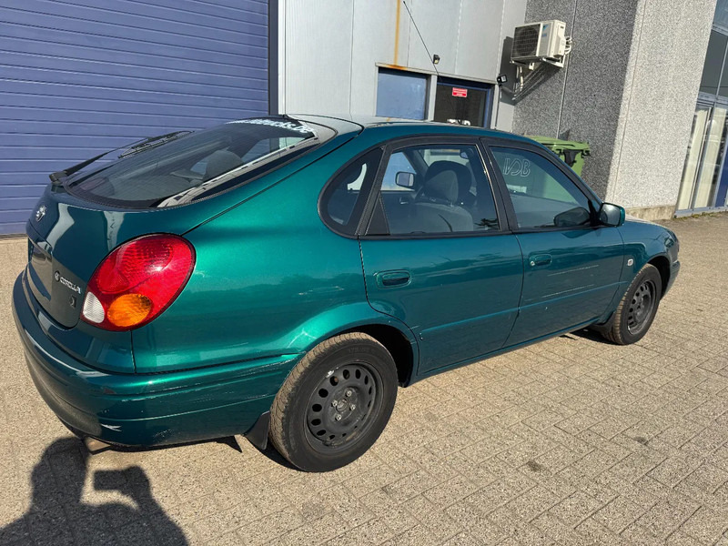 Toyota Corolla **5DOORS-PETROL-BELGIAN CAR-1A** - Sedan: afbeelding 4 Toyota Corolla **5DOORS-PETROL-BELGIAN CAR-1A** - Sedan: afbeelding 4