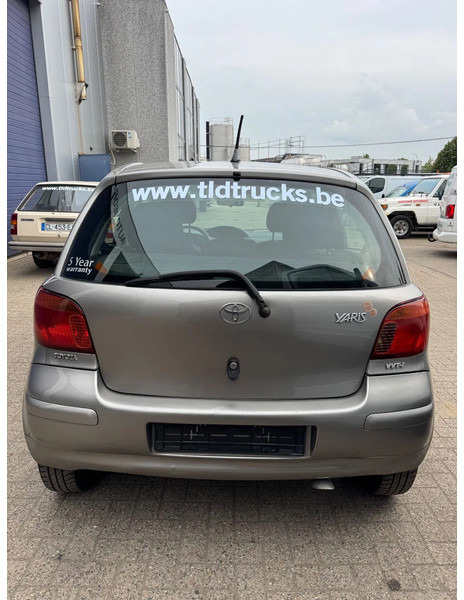 Toyota Yaris **5DOORS-PETROL-BELGIAN CAR-AIRCO** - Hatchback: afbeelding 5 Toyota Yaris **5DOORS-PETROL-BELGIAN CAR-AIRCO** - Hatchback: afbeelding 5