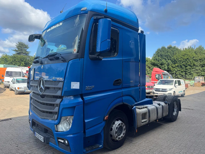 Mercedes-Benz Actros 1842 **VOITH-EURO5** - Trekker: afbeelding 1 Mercedes-Benz Actros 1842 **VOITH-EURO5** - Trekker: afbeelding 1