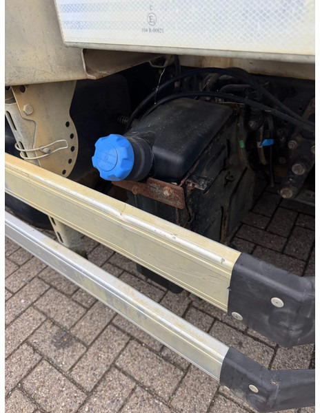 Renault Midlum 190 **WORKING PLATFORM-NACELLE** - Vrachtwagen: afbeelding 4 Renault Midlum 190 **WORKING PLATFORM-NACELLE** - Vrachtwagen: afbeelding 4