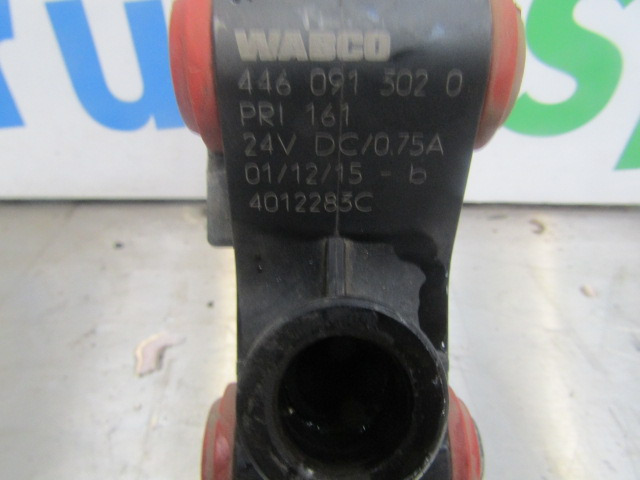 DAF LF 220 EURO 6 AD BLUE DOSING PUMP WABCO P/NO 446 091 3020 - Motor en onderdelen voor Vrachtwagen: afbeelding 2 DAF LF 220 EURO 6 AD BLUE DOSING PUMP WABCO P/NO 446 091 3020 - Motor en onderdelen voor Vrachtwagen: afbeelding 2