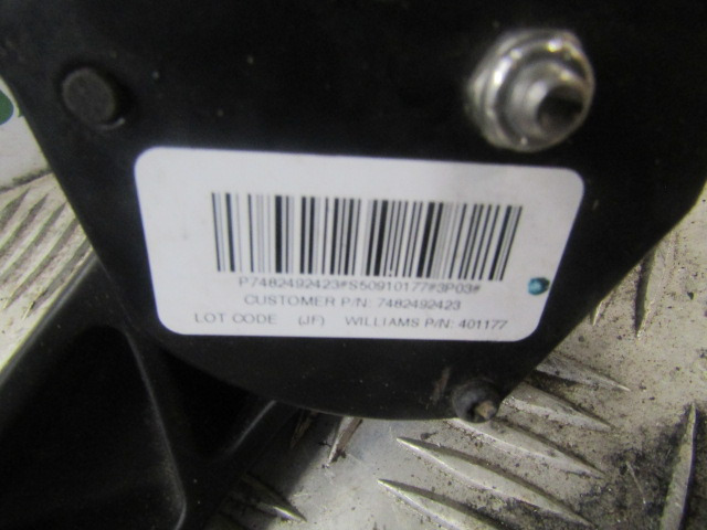 DAF LF 220 EURO 6 THROTTLE CONTROL UNIT P/NO 7482492423/401177 - Elektrisch systeem voor Vrachtwagen: afbeelding 3 DAF LF 220 EURO 6 THROTTLE CONTROL UNIT P/NO 7482492423/401177 - Elektrisch systeem voor Vrachtwagen: afbeelding 3