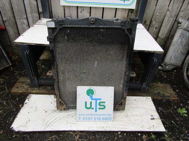 DAF LF 45/55 220/180 RADIATOR P/NO 3066834 - Radiateur voor Vrachtwagen: afbeelding 1 DAF LF 45/55 220/180 RADIATOR P/NO 3066834 - Radiateur voor Vrachtwagen: afbeelding 1