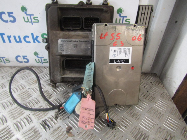 DAF LF 55 220 EURO 3 ENGINE ECU KIT P/NO 1898112 - ECU voor Vrachtwagen: afbeelding 2 DAF LF 55 220 EURO 3 ENGINE ECU KIT P/NO 1898112 - ECU voor Vrachtwagen: afbeelding 2