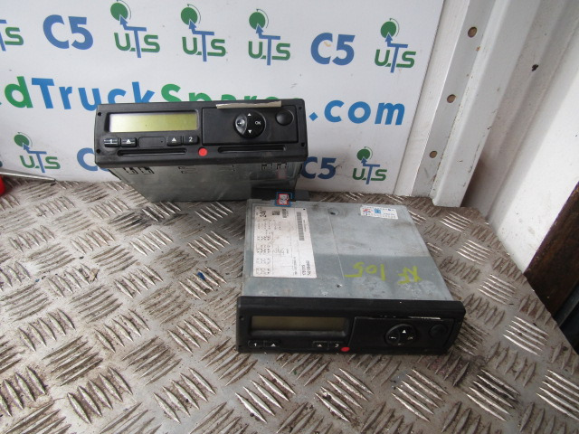 DAF XF 105 DIGI TACH VDO P/NO 1781375 - Elektrisch systeem voor Vrachtwagen: afbeelding 1 DAF XF 105 DIGI TACH VDO P/NO 1781375 - Elektrisch systeem voor Vrachtwagen: afbeelding 1