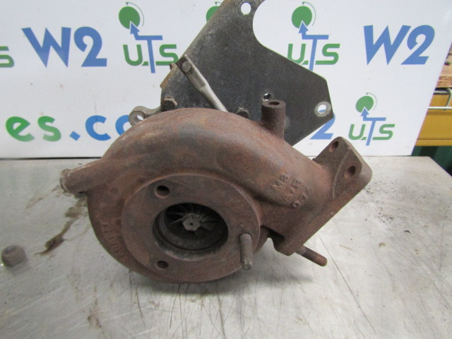 HINO 300 SERIES GARRETT TURBO TYPE GT25  P/NO P100298J - Turbolader voor Vrachtwagen: afbeelding 1 HINO 300 SERIES GARRETT TURBO TYPE GT25  P/NO P100298J - Turbolader voor Vrachtwagen: afbeelding 1