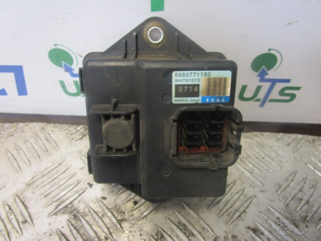 ISUZU N75 (4HK1) ECU / RELAY 8980771182 - ECU voor Vrachtwagen: afbeelding 1 ISUZU N75 (4HK1) ECU / RELAY 8980771182 - ECU voor Vrachtwagen: afbeelding 1