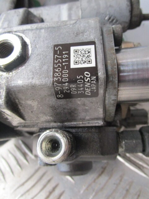 ISUZU NQR / N75 HIGH PRESSURE FUEL PUMP DENSO P/NO 8-97386557 - Brandstoftoevoer voor Vrachtwagen: afbeelding 2 ISUZU NQR / N75 HIGH PRESSURE FUEL PUMP DENSO P/NO 8-97386557 - Brandstoftoevoer voor Vrachtwagen: afbeelding 2