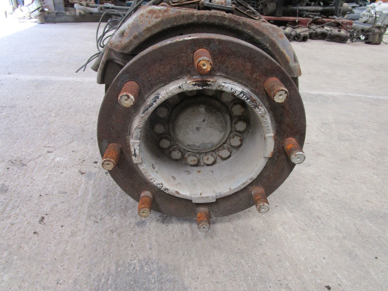 IVECO JOHNSON SWEEPER FRONT AXLE P/NO 7185472 - As en onderdelen voor Gemeentelijke machine/ Speciaal: afbeelding 2 IVECO JOHNSON SWEEPER FRONT AXLE P/NO 7185472 - As en onderdelen voor Gemeentelijke machine/ Speciaal: afbeelding 2