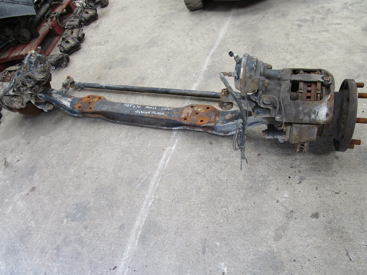 IVECO JOHNSON SWEEPER FRONT AXLE P/NO 7185472 - As en onderdelen voor Gemeentelijke machine/ Speciaal: afbeelding 1 IVECO JOHNSON SWEEPER FRONT AXLE P/NO 7185472 - As en onderdelen voor Gemeentelijke machine/ Speciaal: afbeelding 1