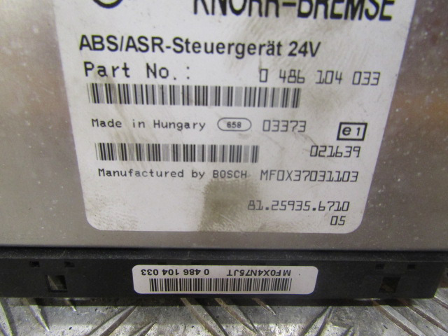 MAN TGA ABS / ASR ECU P/NO 81.25935.6710 - ECU voor Vrachtwagen: afbeelding 2 MAN TGA ABS / ASR ECU P/NO 81.25935.6710 - ECU voor Vrachtwagen: afbeelding 2