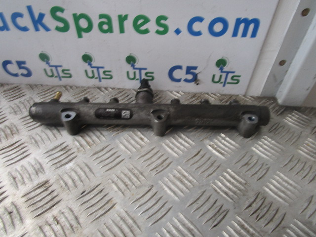 MAN TGL DO834 LFL54 BOSCH FUEL RAIL P/NO 0445224033 - Motor en onderdelen voor Vrachtwagen: afbeelding 1 MAN TGL DO834 LFL54 BOSCH FUEL RAIL P/NO 0445224033 - Motor en onderdelen voor Vrachtwagen: afbeelding 1