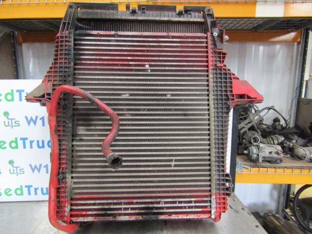 MAN TGM DO836 RADIATOR - Radiateur voor Vrachtwagen: afbeelding 1 MAN TGM DO836 RADIATOR - Radiateur voor Vrachtwagen: afbeelding 1
