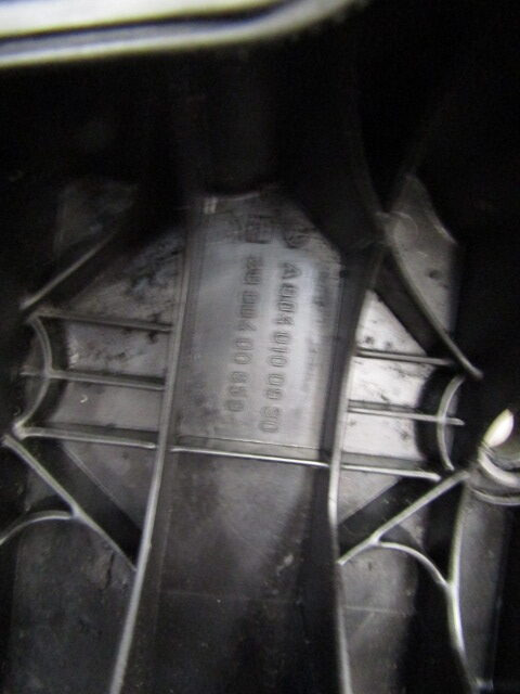 MERCEDES ATEGO 815 ROCKERCOVER P/NO A9040100930 - Motor en onderdelen voor Vrachtwagen: afbeelding 3 MERCEDES ATEGO 815 ROCKERCOVER P/NO A9040100930 - Motor en onderdelen voor Vrachtwagen: afbeelding 3