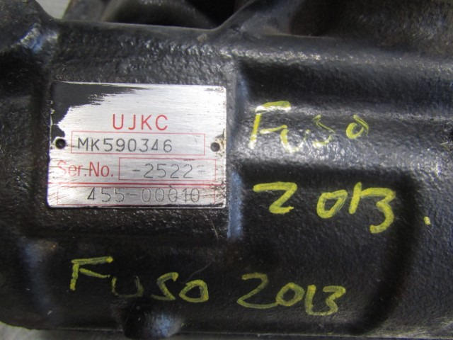 MITSUBISHI FUSO / CANTER FUEL FILTER HOUSING MK666099 - Motor en onderdelen voor Vrachtwagen: afbeelding 2 MITSUBISHI FUSO / CANTER FUEL FILTER HOUSING MK666099 - Motor en onderdelen voor Vrachtwagen: afbeelding 2