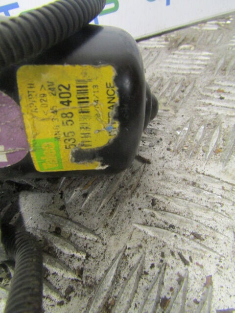 RENAULT MIDLUM DCI WIPER MOTOR P/NO 53558402 - Cabine en interieur voor Vrachtwagen: afbeelding 3 RENAULT MIDLUM DCI WIPER MOTOR P/NO 53558402 - Cabine en interieur voor Vrachtwagen: afbeelding 3